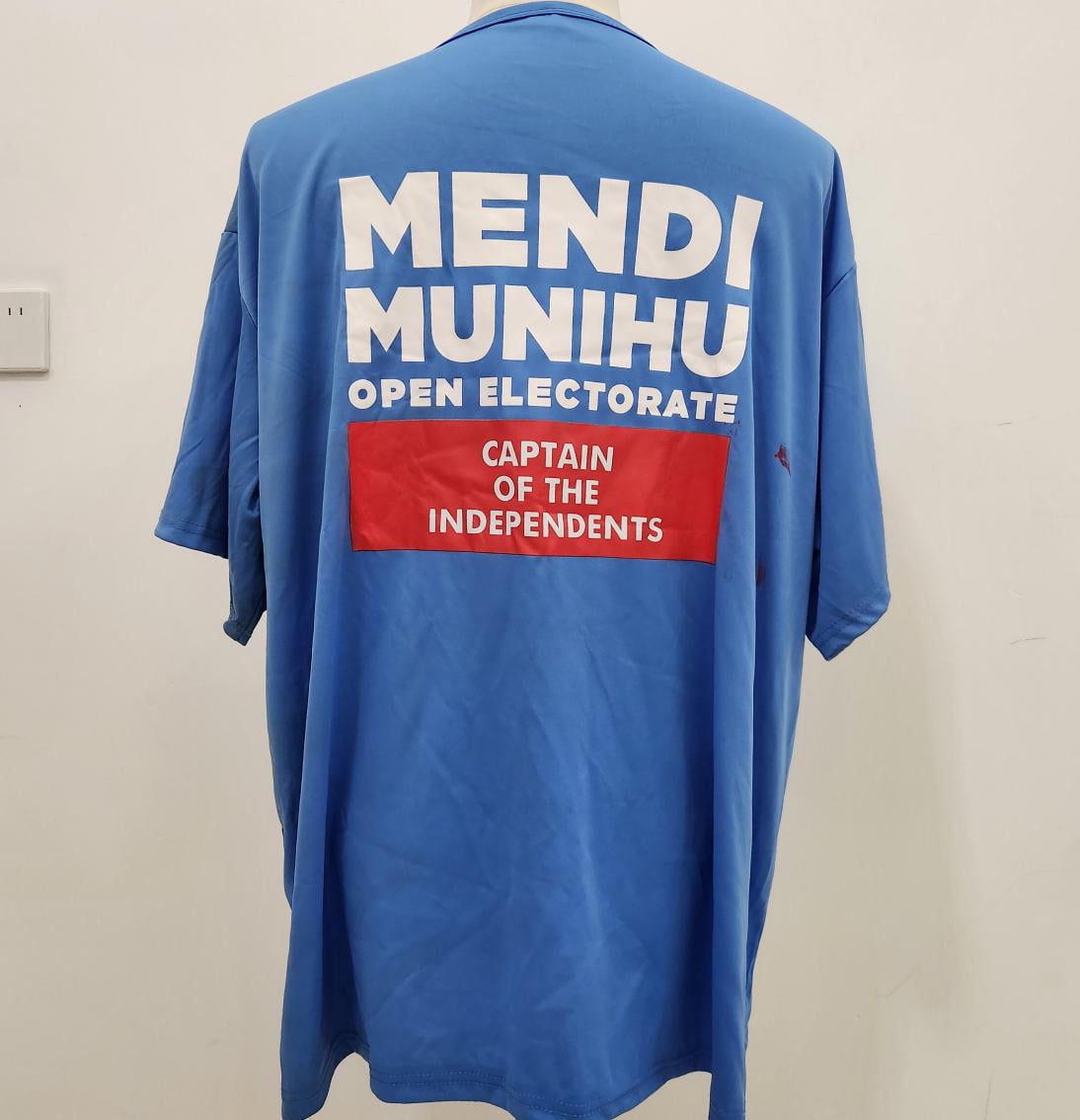 How Election T-shirts Shape Voter Identity and Group Belonging